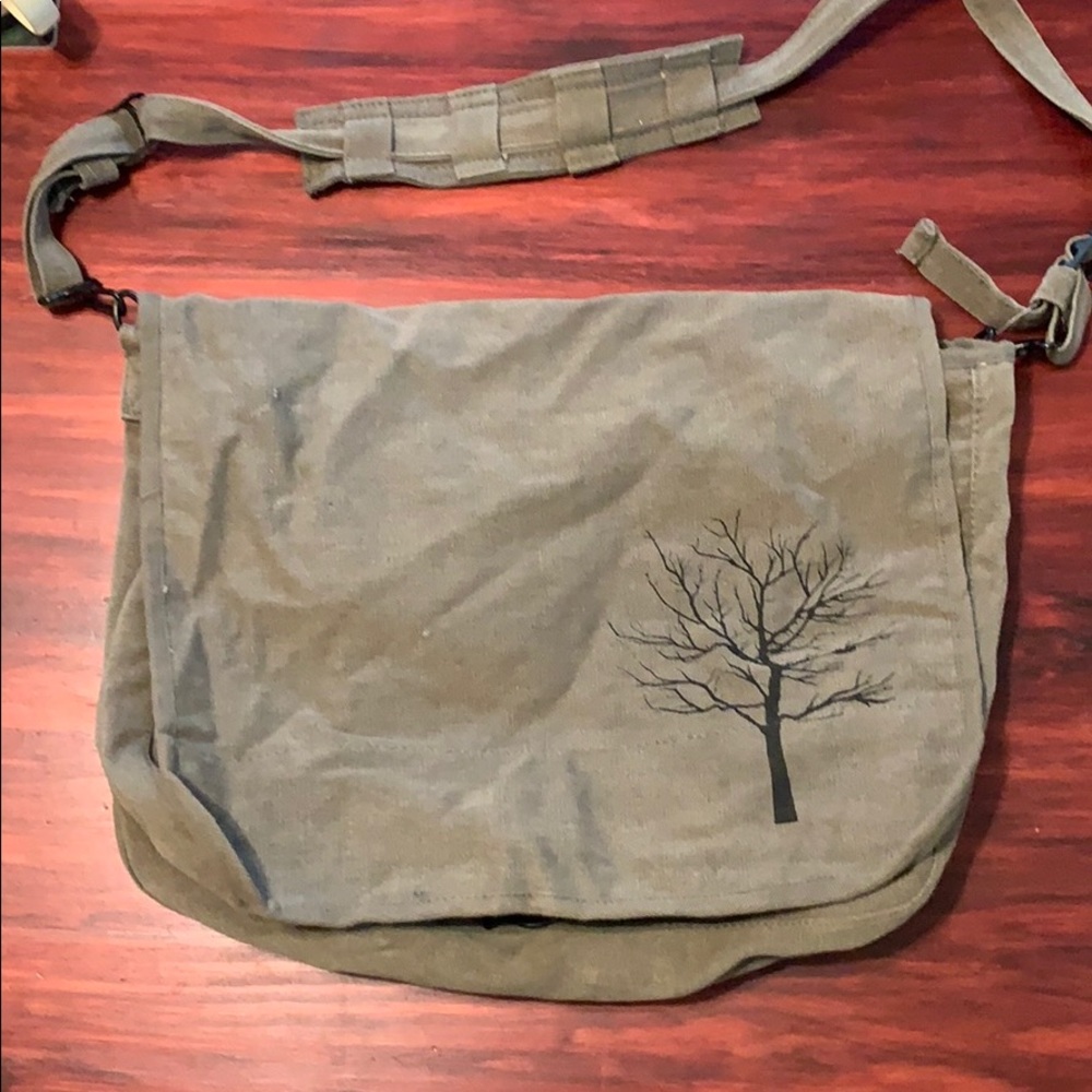 Green Canvas Messenger Bag